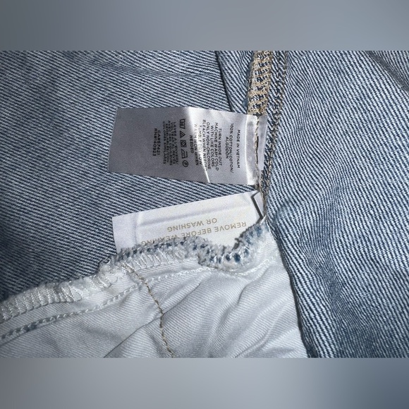 LOFT NWT Modern Denim Jacket/Shaket 💙🛍️💖✨🍂🍁 - Picture 4 of 4